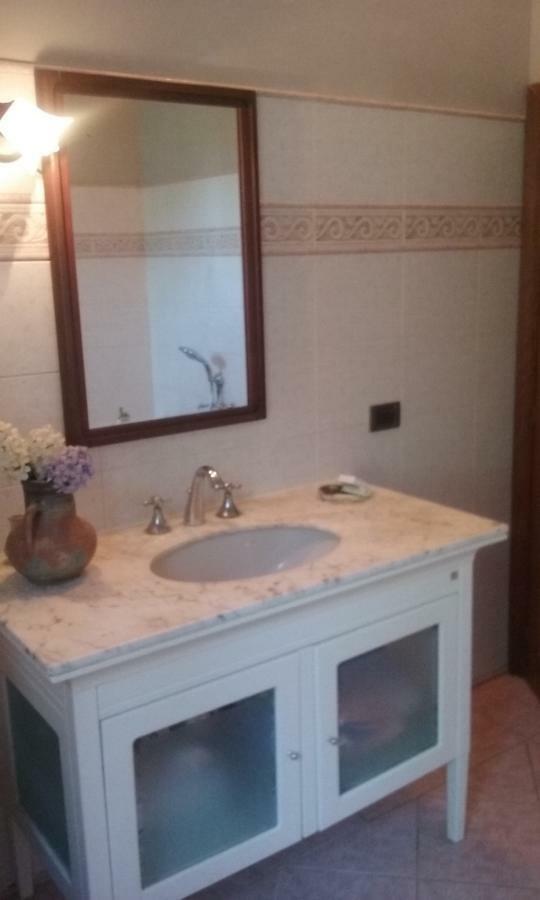 مبيت وإفطار باربيرينو دي موجيلو Latera المظهر الخارجي الصورة